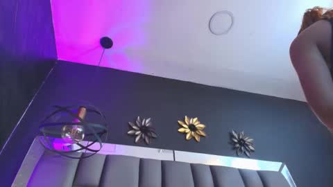 BELLA FLAME online show from 5, 11, 2025