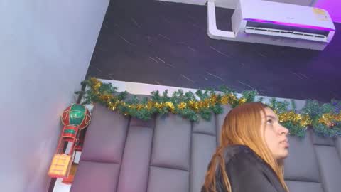 BELLA FLAME online show from 2, 12, 2025