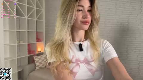 Snapshot of kissyourtessa chatting on 30, 6, 2026 Tessa online show from 30, 6, 2026