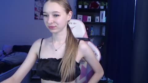 Snapshot of kitsuneyx chatting on 30, 5, 2026 kitsuneyX online show from 30, 5, 2026