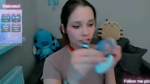 Snapshot of kitten_alisa chatting on 24, 5, 2026 Alissa online show from 24, 5, 2026