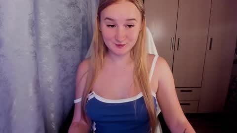 kitten_sun online show from 28, 9, 2025