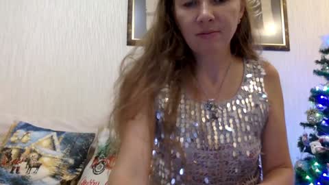 Snapshot of kittenger chatting on 24, 12, 2024 Viki online show from 24, 12, 2024