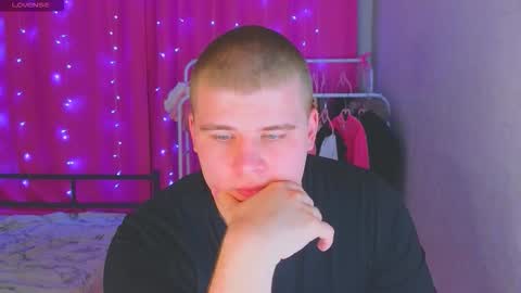 Snapshot of kittenmur chatting on 21, 2, 2026 Vlad online show from 21, 2, 2026