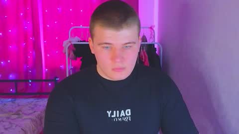 Snapshot of kittenmur chatting on 3, 3, 2026 Vlad online show from 3, 3, 2026