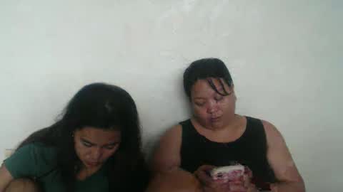 Snapshot of kittensquirtpussy chatting on 7, 2, 2025 kittensquirtpussy online show from 7, 2, 2025