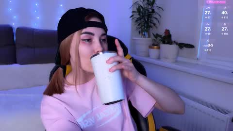 Snapshot of kittie_bear chatting on 1, 3, 2026 Veronica online show from 1, 3, 2026