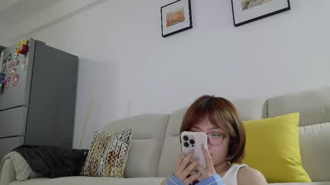 Snapshot of kitty773272 chatting on 12, 5, 2026 Kitty and Aniki online show from 12, 5, 2026