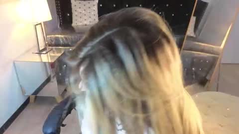 kitty_fox_b online show from 13, 9, 2025