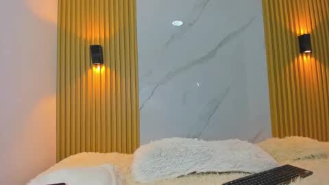 Snapshot of kitty_gill chatting on 17, 12, 2024 kitty_gill online show from 17, 12, 2024