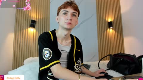 Snapshot of kitty_gill chatting on 22, 1, 2025 kitty_gill online show from 22, 1, 2025