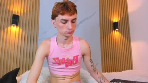 Snapshot of kitty_gill chatting on 5, 2, 2025 kitty_gill online show from 5, 2, 2025