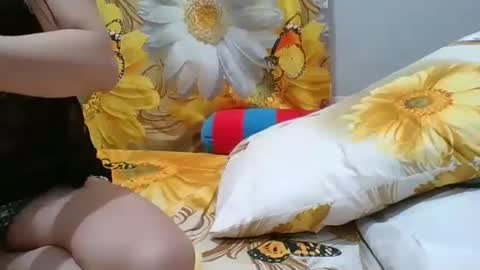 kitty_kate90 online show from 24, 1, 2025