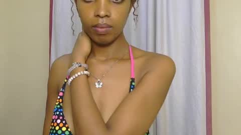 Snapshot of kitty_piee chatting on 29, 6, 2026 sugar plum online show from 29, 6, 2026