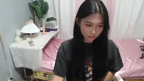 kitty for you online show from 22, 10, 2025