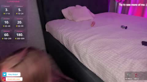 Kelsi and Ricky online show from 12, 9, 2025