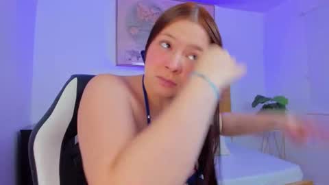 Snapshot of kitty_sweeety_ chatting on 7, 1, 2026 K I T T Y online show from 7, 1, 2026