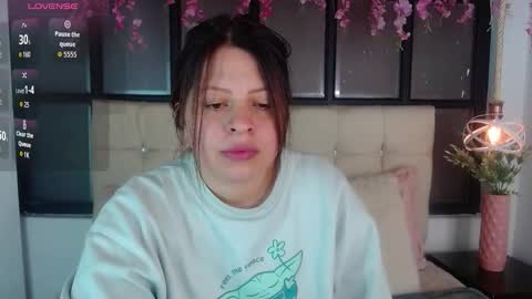 K I T T Y   online show from 17, 11, 2025