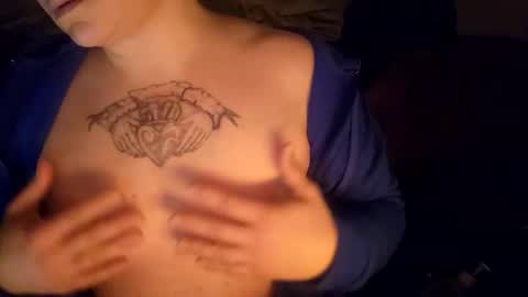 Snapshot of kittykat2fat chatting on 26, 11, 2025 kittykat2fat online show from 26, 11, 2025
