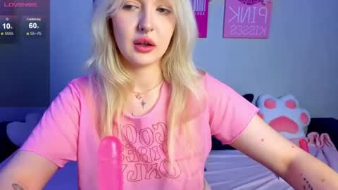 kittykendall online show from 26, 6, 2026