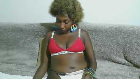 Snapshot of kittynkinky chatting on 10, 1, 2025 Kitty Kinky online show from 10, 1, 2025