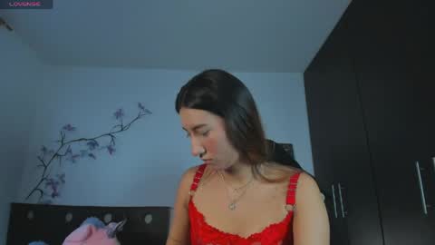 Snapshot of kittyrush_ chatting on 30, 4, 2026 kitty online show from 30, 4, 2026