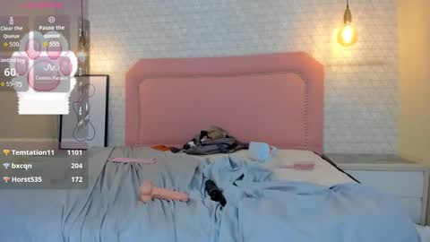  K I T T  Y  online show from 4, 2, 2026