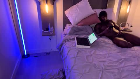 Snapshot of kittywoodyluv chatting on 6, 2, 2026 kittywoodyluv online show from 6, 2, 2026