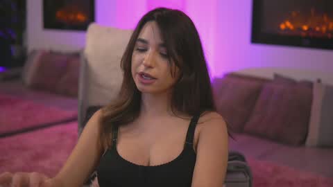 Snapshot of kity_sweet chatting on 7, 1, 2025 Erika online show from 7, 1, 2025