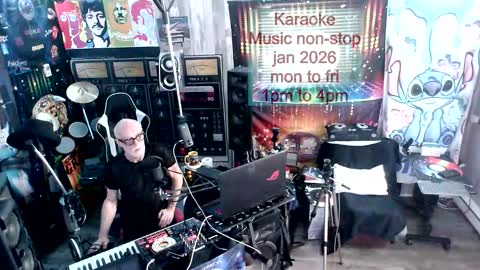 Snapshot of kiveuxmakeu chatting on 6, 1, 2026 kiveuxmakeu online show from 6, 1, 2026