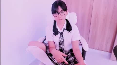 Little piece of fruit online show from 27, 2, 2026