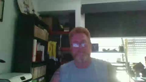 kiwi_boss61 online show from 14, 12, 2024