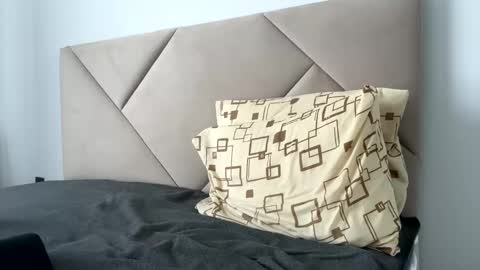 Snapshot of kiwigray chatting on 26, 2, 2025 kiwigray online show from 26, 2, 2025