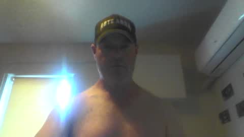 kiwiguy19773 online show from 24, 12, 2024