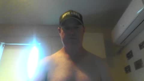 kiwiguy19773 online show from 25, 12, 2024