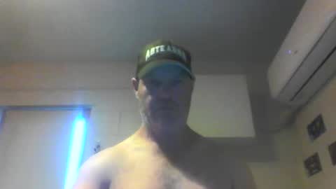 kiwiguy19773 online show from 14, 1, 2025