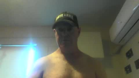 kiwiguy19773 online show from 17, 1, 2025