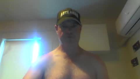 kiwiguy19773 online show from 19, 1, 2025