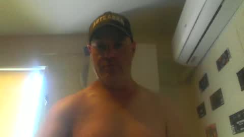 kiwiguy19773 online show from 10, 3, 2025