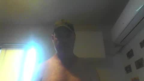 kiwiguy19773 online show from 14, 12, 2025