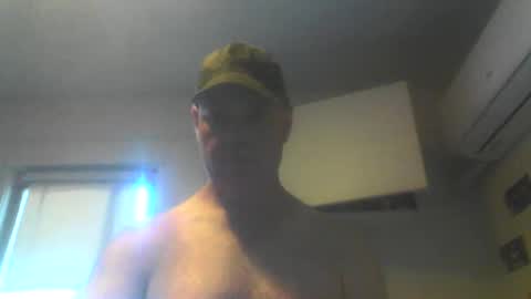 kiwiguy19773 online show from 21, 12, 2025