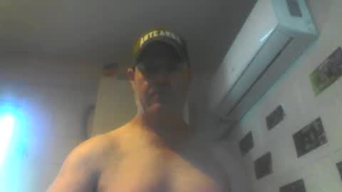 kiwiguy19773 online show from 15, 3, 2026