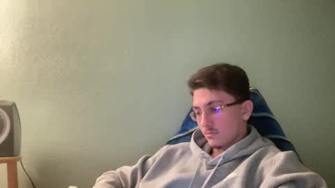 Snapshot of kj_lindo chatting on 14, 12, 2024 kj_lindo online show from 14, 12, 2024