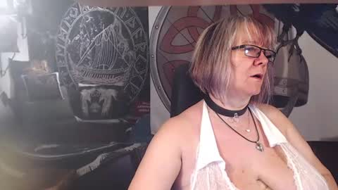 Snapshot of kleiner_teufel chatting on 16, 7, 2026 Michelle online show from 16, 7, 2026