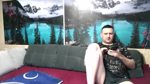 Snapshot of kleosnow chatting on 4, 2, 2026 Kleosnow online show from 4, 2, 2026