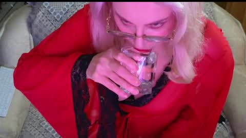 ALYONA online show from 7, 5, 2026
