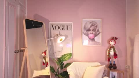 Snapshot of kloe222 chatting on 26, 11, 2025 kloe222 online show from 26, 11, 2025