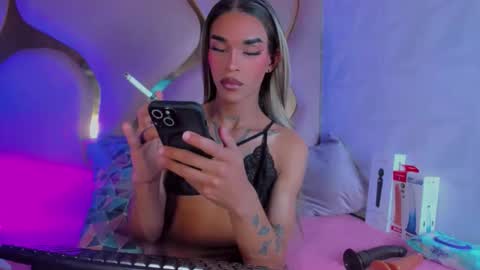 Snapshot of kloe_hh chatting on 22, 4, 2026 Kloe online show from 22, 4, 2026
