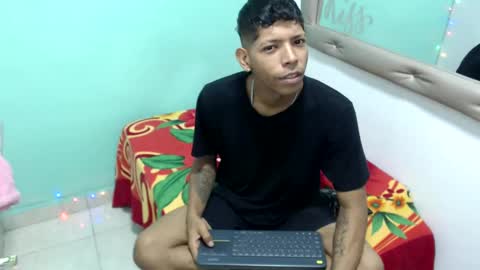 Snapshot of kloe_matias chatting on 12, 9, 2025 kloe matias online show from 12, 9, 2025