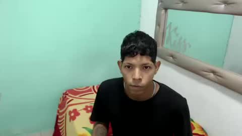 Snapshot of kloe_matias chatting on 16, 10, 2025 kloe matias online show from 16, 10, 2025